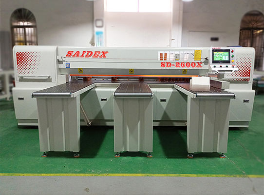 High Accuracy CE Acrylic Cutting Machine With 2600mm Sawing Length